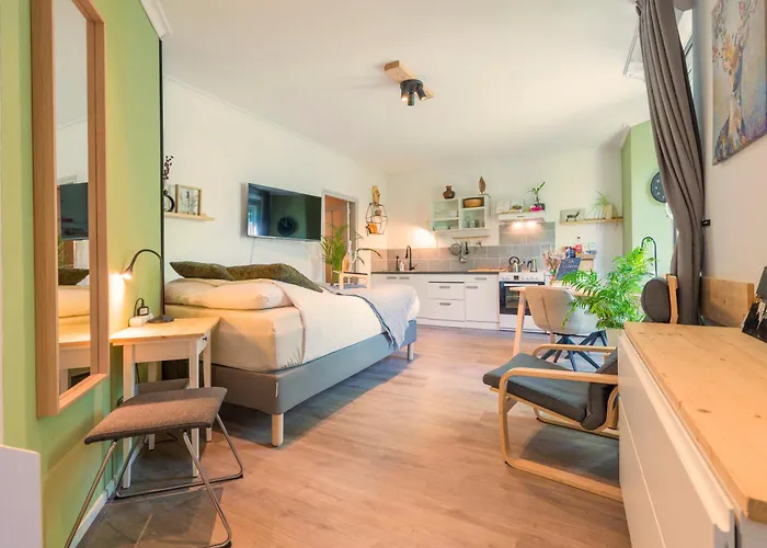 Cozy House - fietsverhuur, eigen keuken en badkamer